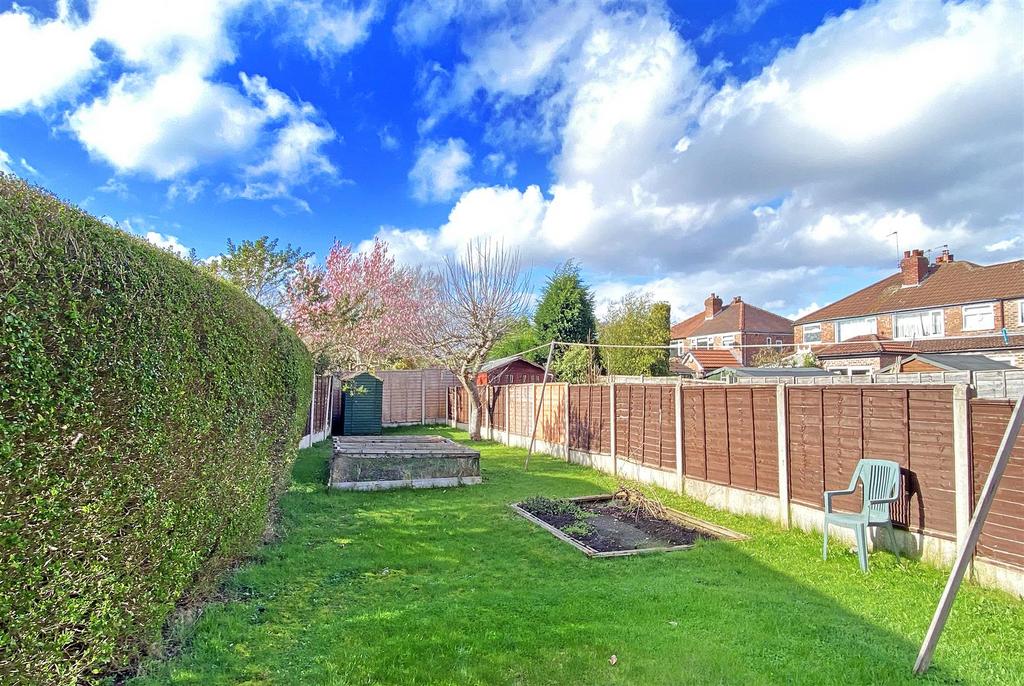 Riddings Road, Timperley 3 bed semidetached house for sale £375,000