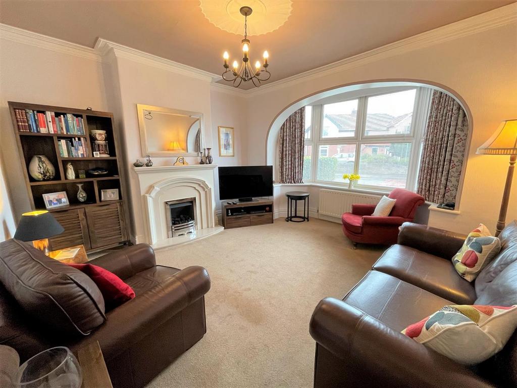 Henthorn Road, Clitheroe, Ribble Valley 3 bed semidetached house £