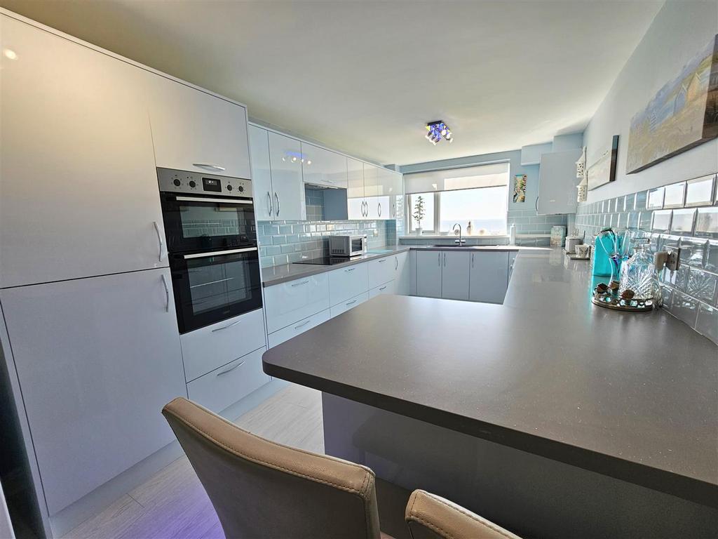 Breakfast kitchen