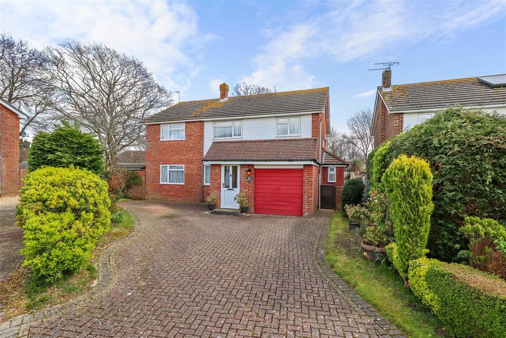 Arran Close, Hailsham 4 bed detached house for sale £450,000