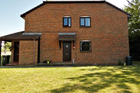 17 Chalice Way, Greenhithe, DA9 9PR