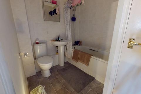 17 Chalice Way, Greenhithe, DA9 9PR
