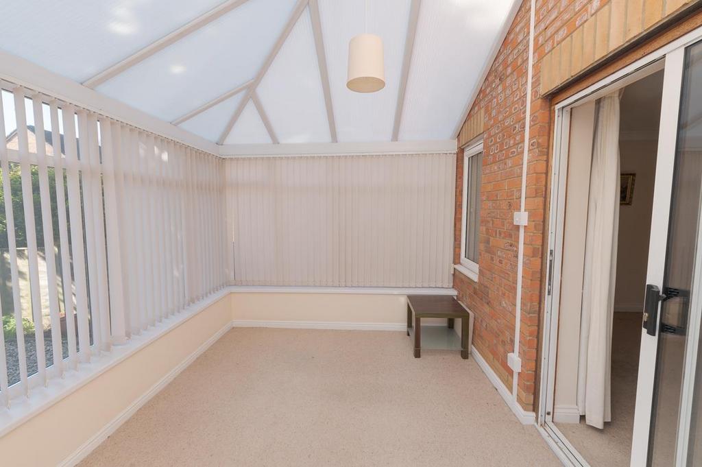 Conservatory pic 2.jpg