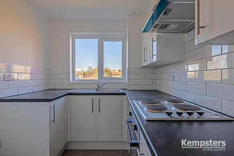 83 Porter Close, Grays, RM20 4AS