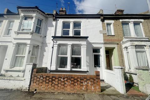 43a Ashburnham Road, Southend-on-sea, SS1 1QB