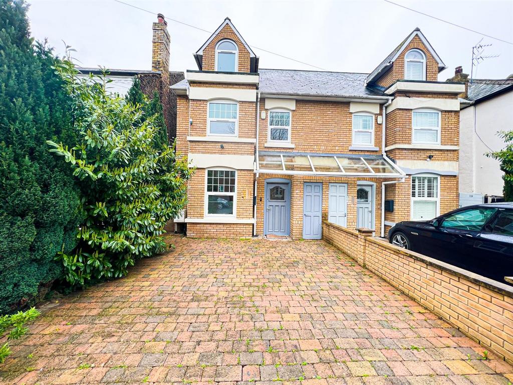Warren Road, Chingford £500 CASH... 6 bed semidetached house £750,000