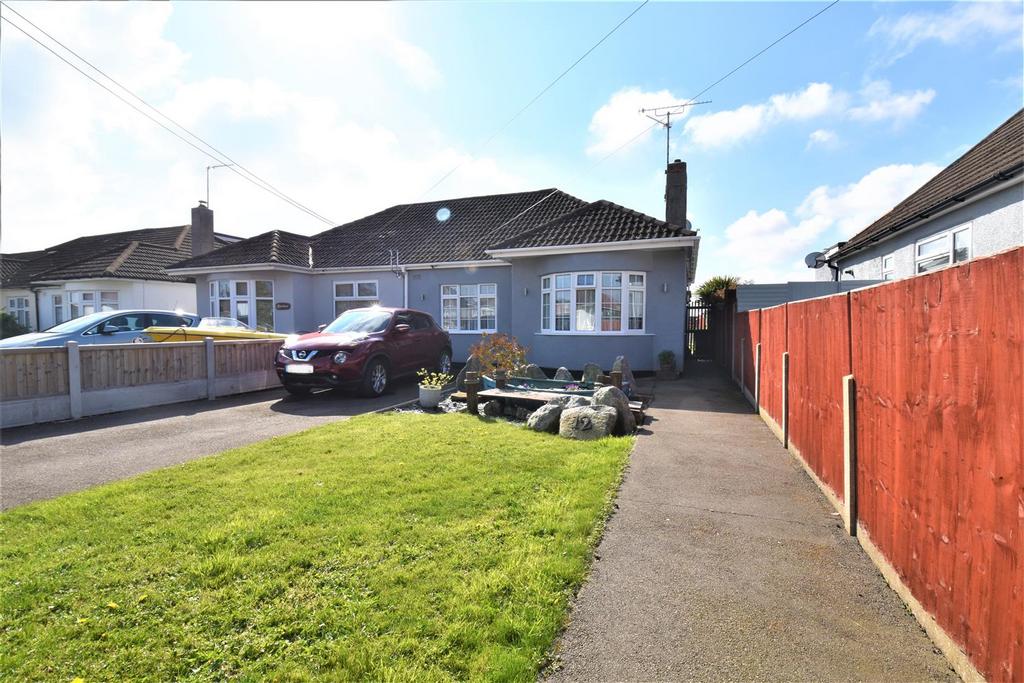 Oxford Road, Rochford 2 bed semidetached bungalow £350,000