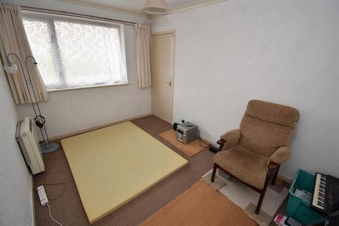 2 bedroom flat for sale, Westeria Close, Castle Bromwich, Birmingham