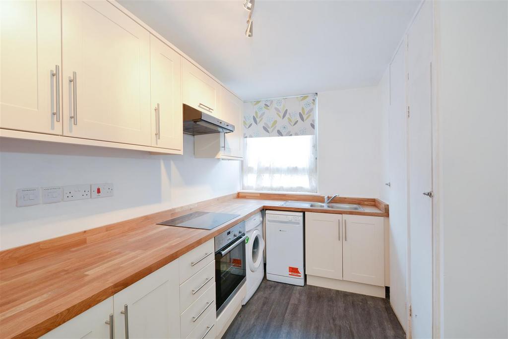 Chambord House, Chambord Street, London 2 bed for sale £