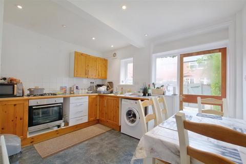 100 Beauvale Road, The Meadows, Nottingham, NG2 2ES