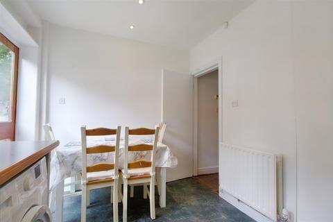 100 Beauvale Road, The Meadows, Nottingham, NG2 2ES