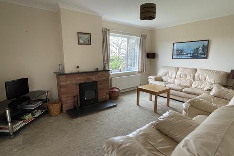 53 Chipponds Drive, St Austell, PL25 5DE