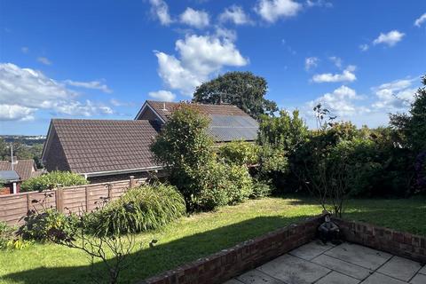 53 Chipponds Drive, St Austell, PL25 5DE