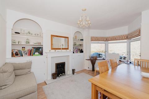 56 Chipstead Lane, Lower Kingswood, Tadworth, KT20 6RE