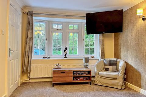 20 Quendale, Wombourne, Wolverhampton, WV5 8JZ