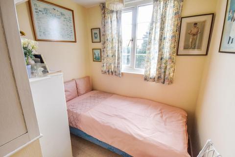 12 Beacon Close, Bingley, BD16 3NQ