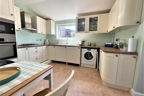 6 Longbridge, Willesborough, Ashford, TN24 0TA