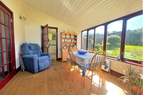 6 Longbridge, Willesborough, Ashford, TN24 0TA