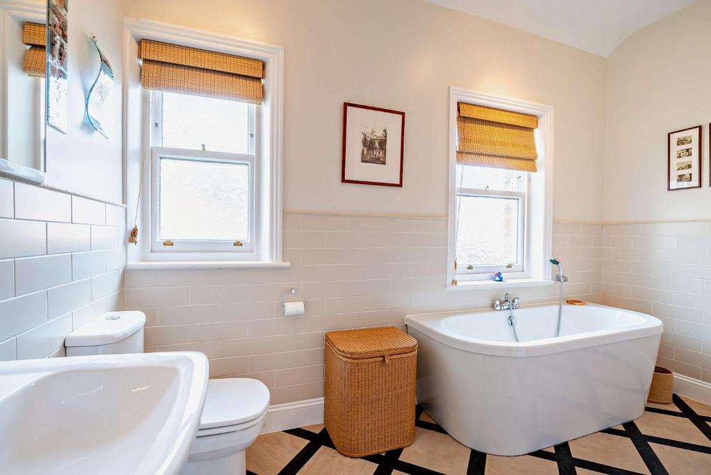 8547456-interior11-800.jpg