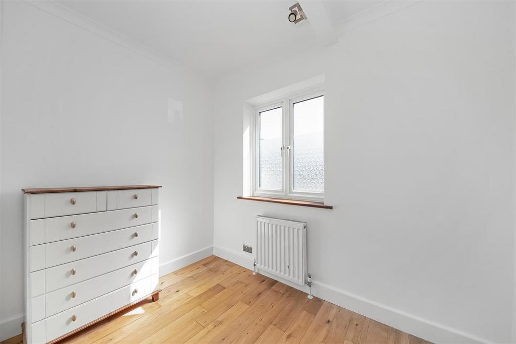 Bedroom 4/study (ground floor)