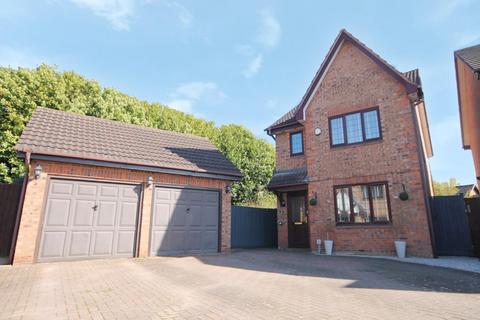 38 Brancaster Close, Amington, Tamworth, B77 3QD