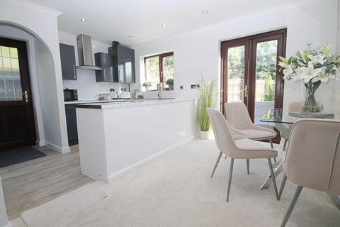 38 Brancaster Close, Amington, Tamworth, B77 3QD