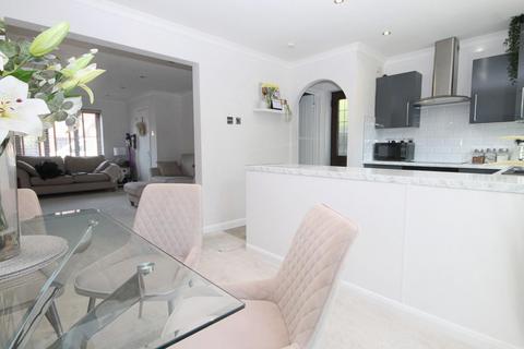 38 Brancaster Close, Amington, Tamworth, B77 3QD