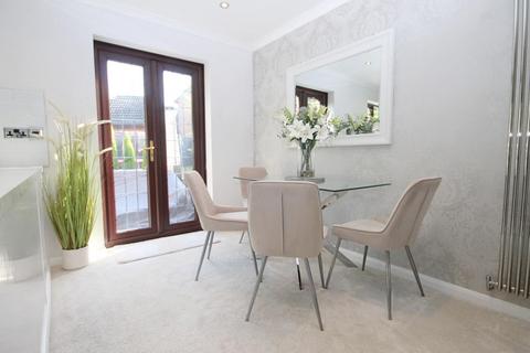 38 Brancaster Close, Amington, Tamworth, B77 3QD