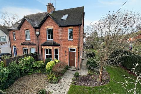 Enodoc Coxcombe Lane, Chiddingfold, Godalming, GU8 4QA