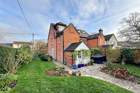 Enodoc Coxcombe Lane, Chiddingfold, Godalming, GU8 4QA