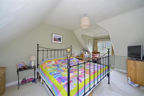Enodoc Coxcombe Lane, Chiddingfold, Godalming, GU8 4QA