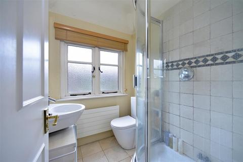 Enodoc Coxcombe Lane, Chiddingfold, Godalming, GU8 4QA