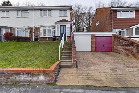 22 Osprey Gardens, South Croydon, CR2 8TB