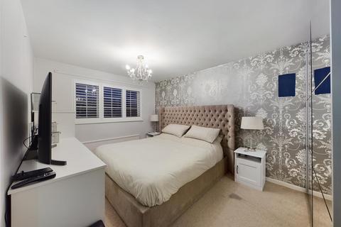 22 Osprey Gardens, South Croydon, CR2 8TB