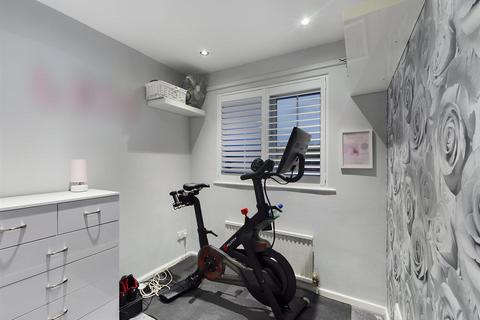 22 Osprey Gardens, South Croydon, CR2 8TB