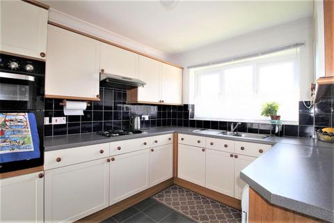 1 Cardinal Close, Minster On Sea, Sheerness, ME12 2TT