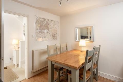 4 Richmond Mews, Bristol, BS8 3DH