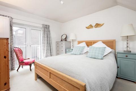 4 Richmond Mews, Bristol, BS8 3DH