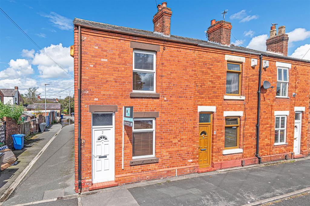 Oakland Street, Warrington 2 bed end of terrace house for sale £140,000