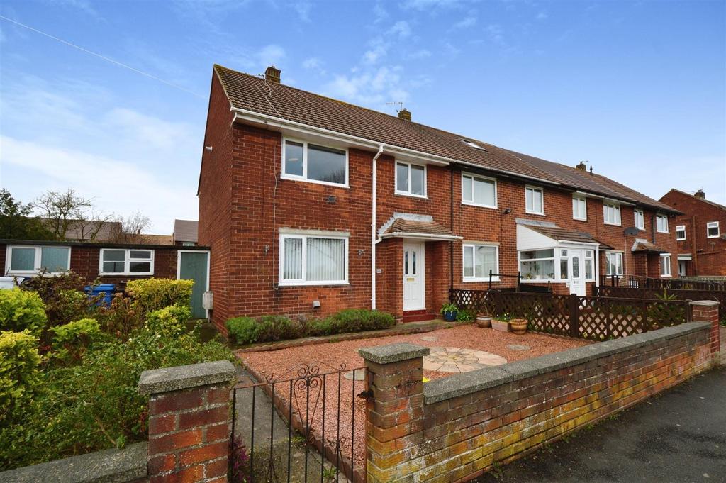 East Acres, Widdrington, Morpeth 3 bed end of terrace house for sale