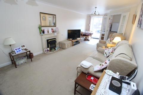 2 bedroom retirement property for sale - Whitings Court, Paynes Park, HITCHIN, SG5