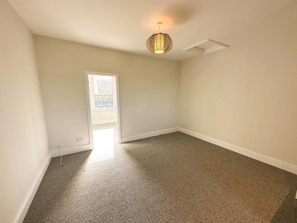Station Road, Cross Hills 1 bed apartment for sale £96,950