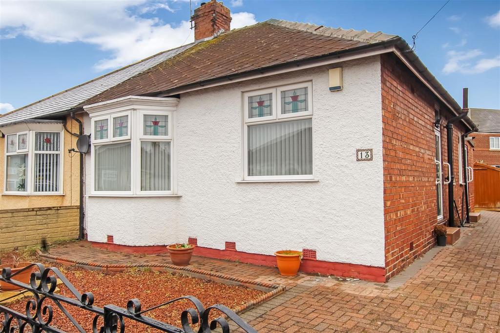 The Causeway, Darlington 2 bed semidetached bungalow for sale £125,000