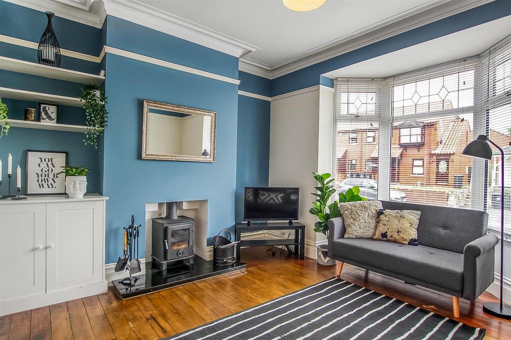 Darlington Road, Heighington Village, Newton Aycliffe 3 bed terraced