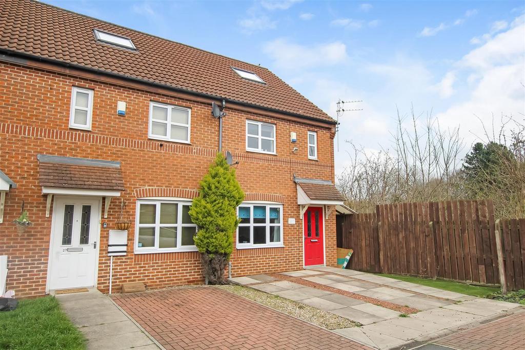 Church Grove, Darlington 3 bed semidetached house for sale £140,000