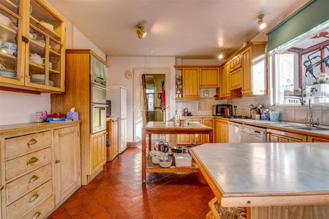 95 Romilly Road, Cardiff, CF5 1FN