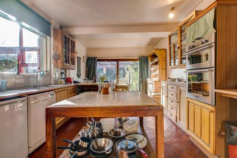 95 Romilly Road, Cardiff, CF5 1FN