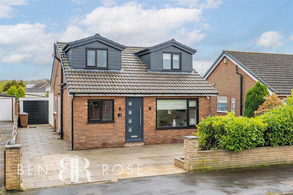 Talbot Drive, Euxton, Chorley 4 bed detached house £359,995