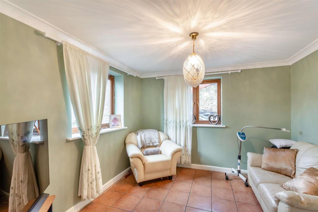 8535811-interior02-800.jpg