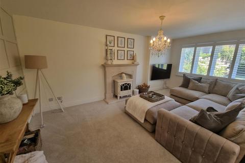 3 bedroom detached house for sale - Neath Road, Rhos, Pontardawe, Swansea